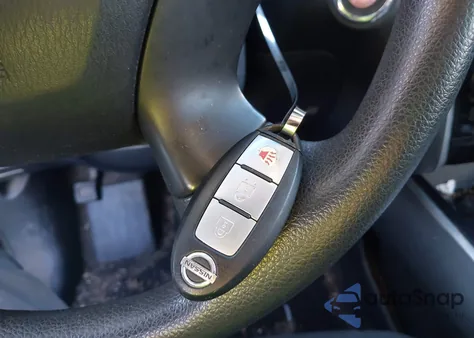 2015 Nissan Pathfinder S from USA, damaged, VIN 5N1AR2MM5FC626570